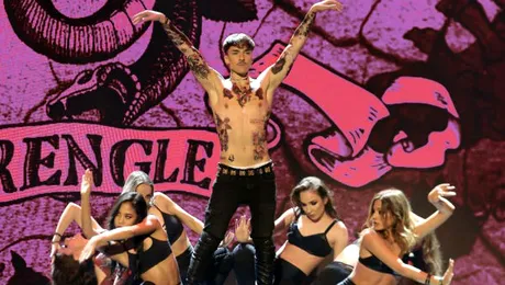 Emil Rengle, câştigătorul Românii au talent: „Am avut relaţii şi cu femei, şi cu bărbaţi“