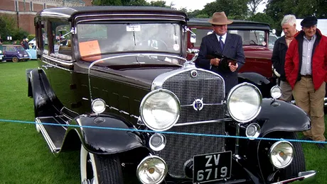 Mașina blindată a lui Al Capone, scoasă la licitație în SUA