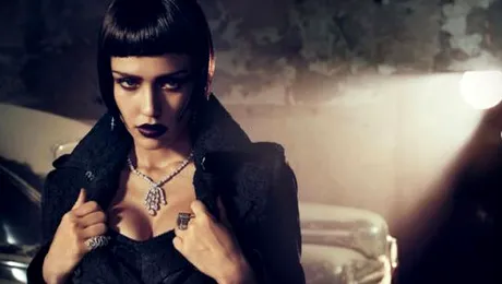 Jessica Alba, look nou pentru revista Vogue! (poze)