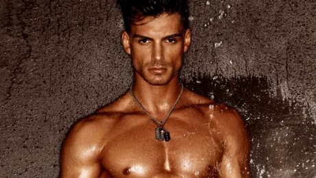 „Burlacul” Bogdan Vlădău, desfiinţat de fete! „A tras vânturi şi poartă placă în gură!”