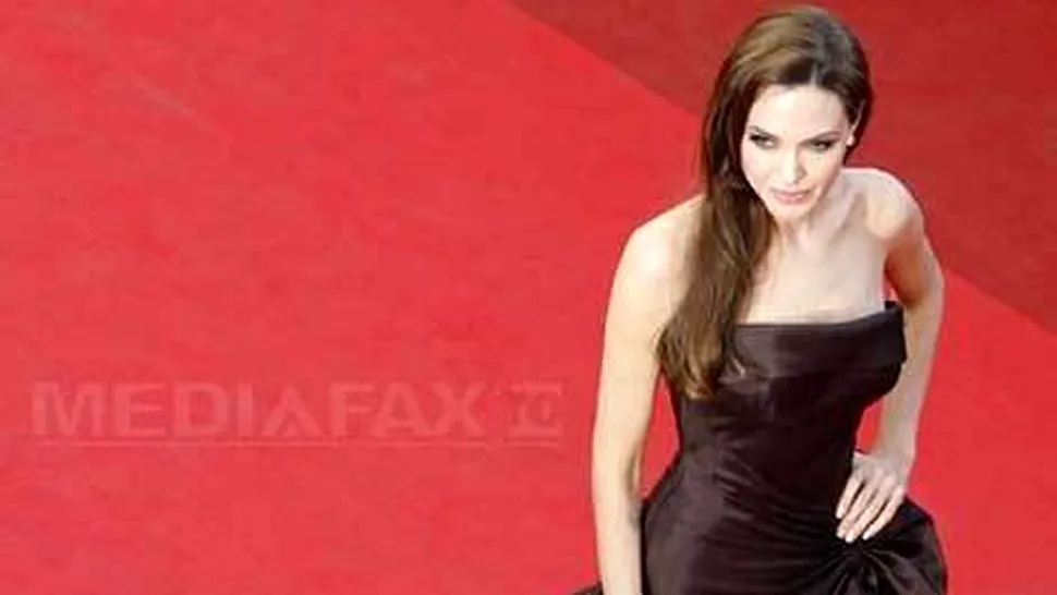 Ce si-ar fi dorit sa devina Angelina Jolie, daca nu reusea ca actrita
