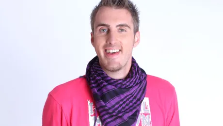 În liceu, Ernest acorda împrumuturi cu dobândă