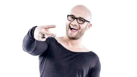 Incredibil cum arată MĂTUŞA lui Mihai Bendeac!