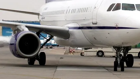 Traficul aerian pe aeroporturile Henri Coanda si Baneasa a fost reluat