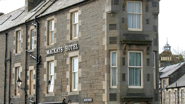 Cea mai scurta strada din lume - Ebenezer Place, Scotia