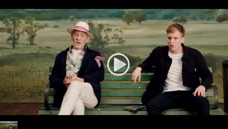 Ian McKellen, într-un videoclip în care e menţionată si România (Video)