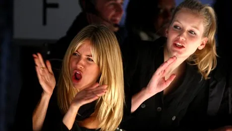 Sienna Miller, designer la Saptamana Modei de la Londra!