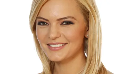 Lavinia Petrea, frumuseţe cu lapte rece şi felii de castravete