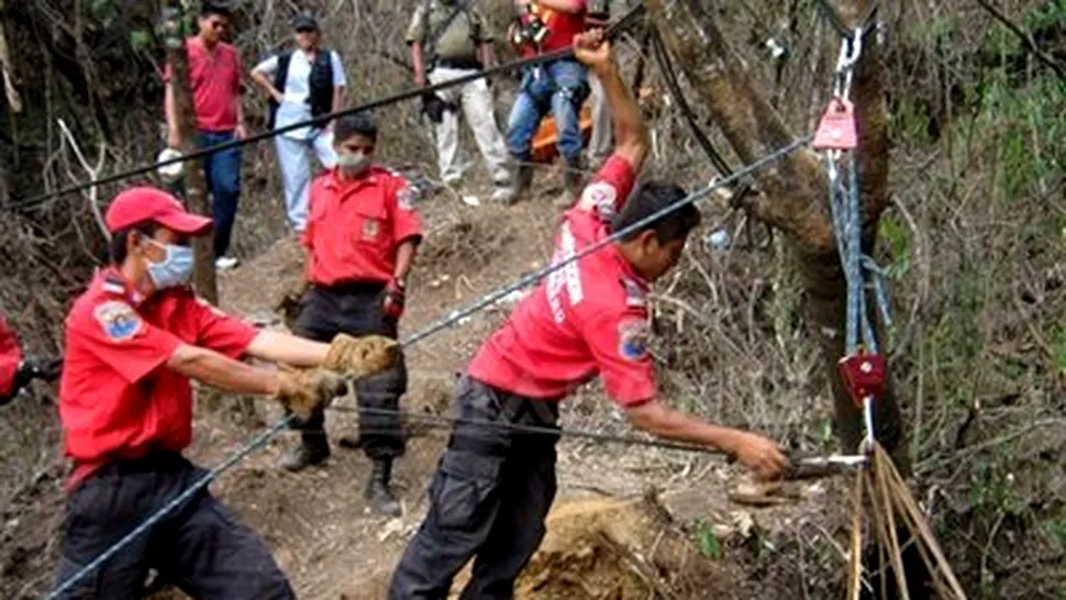 Peste 50 de cadavre, descoperite intr-o groapa comuna din Mexic
