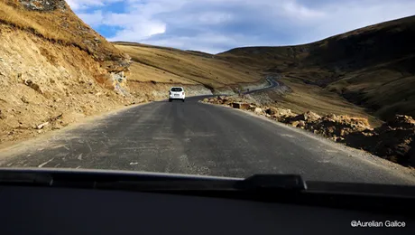 Transalpina, blocat de aluviuni