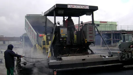 Ce e asfaltul și care e originea sa?