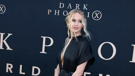 Actrița Jennifer Lawrence este însărcinată cu primul ei copil