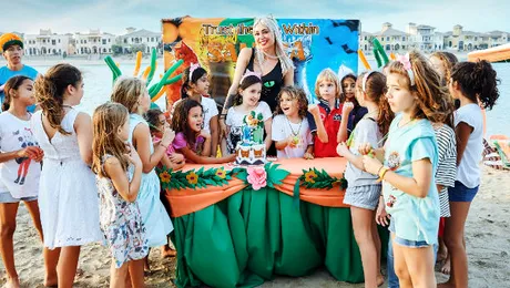 Ce cadou i-a făcut Raluca Zenga fetiţei sale! Samira a împlinit 9 ani şi a dat o petrecere pe plajă