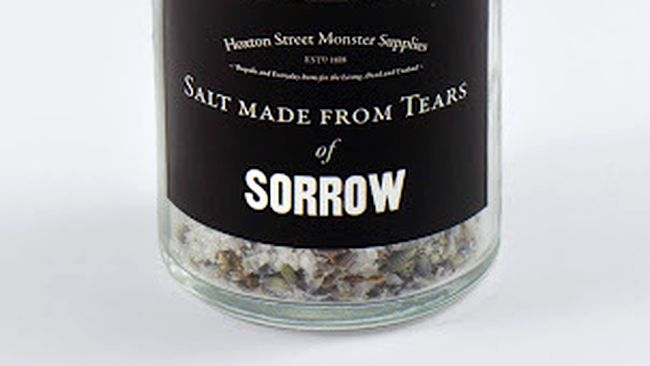 sare lacrimi de tristete