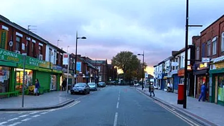 Aleea Alcoolului, trei kilometri de magazine cu bautura