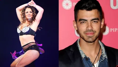 Britney Spears a dansat la bară pentru Joe Jonas (video)