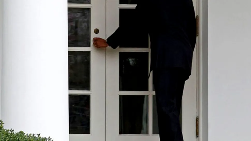 Obama, incuiat... pe dinafara Casei Albe