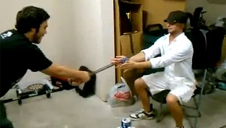 Vezi, ninja, ca nu-i ca-n filme?! (Video)