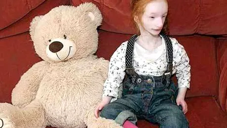 Ea este cea mai scundă fată din lume