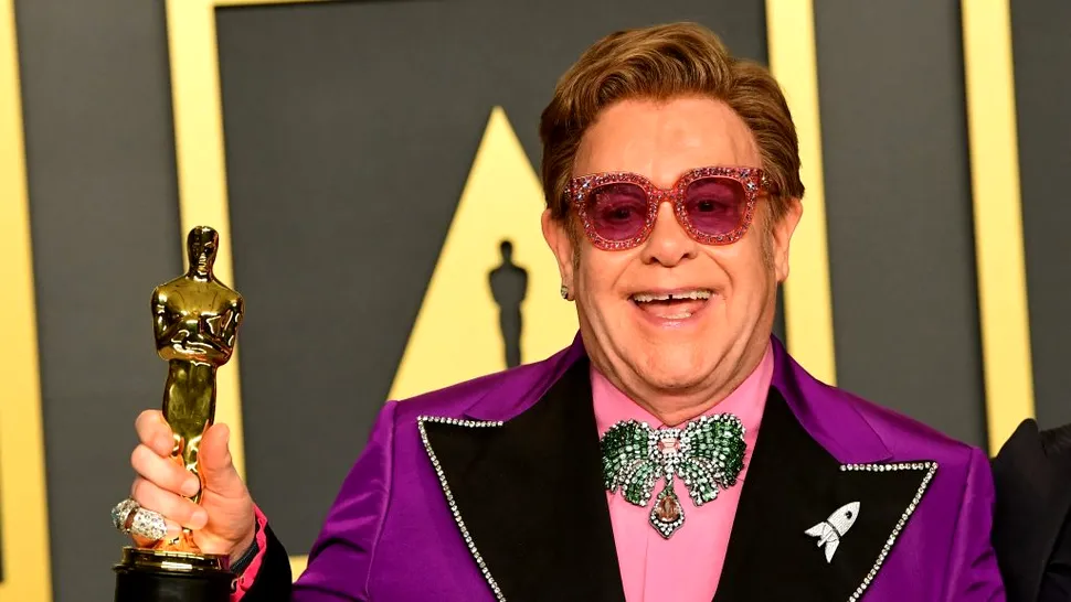 Elton John lansează prima colecție de ochelari 
