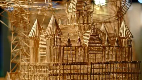 Sculptura kinetica incredibila, realizata din 100.000 de scobitori (Poze)