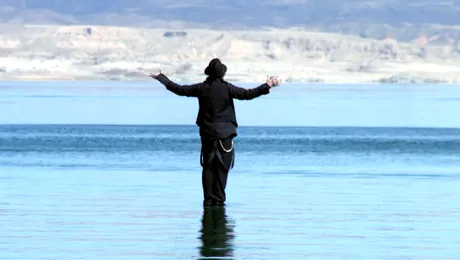 Magie dusă la extrem: “Criss Angel: Jocurile minţii”