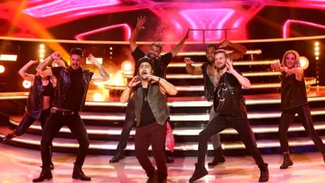 Salman Khan urcă pe scena de la „Te cunosc de undeva!” – FOTO