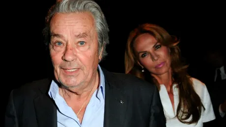Alain Delon se însoară la 77 de ani?
