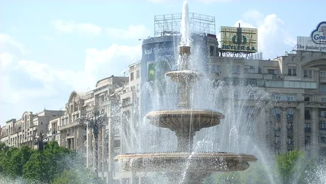 Fantanile arteziene alb-negru din Piata Unirii devin color!