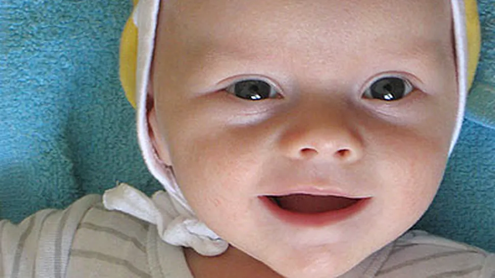 Cei mai haiosi bebelusi surprinsi pe video! (Top 5)