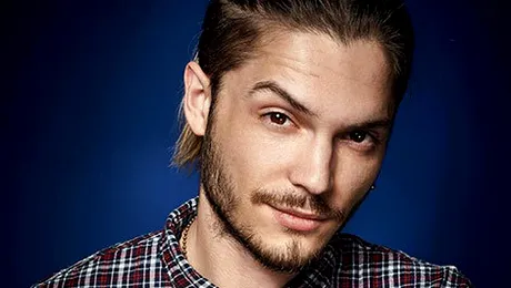 Alex Mațaev lansează „Ð§ÐµÑ€Ð½Ð¾Ðµ Ð˜ Ð‘ÐµÐ»Ð¾Ðµ” (Alb și Negru), în limba rusă