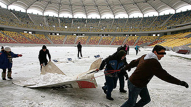 Deținuții de la Jilava au deszăpezit Arena Națională 