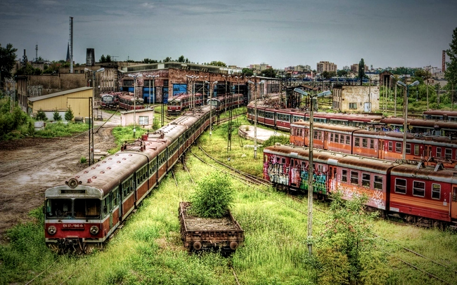 CzĂ™stochowa, depou de tren abandonat în Polonia