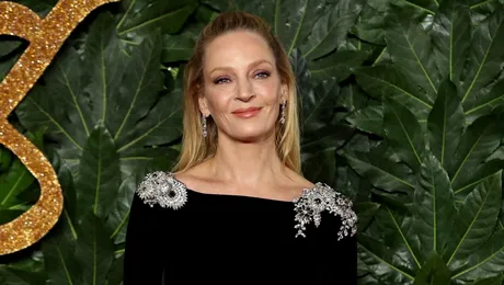 Uma Thurman va juca rolul Ariannei Huffington în serialul Showtime ”Super Pumped”