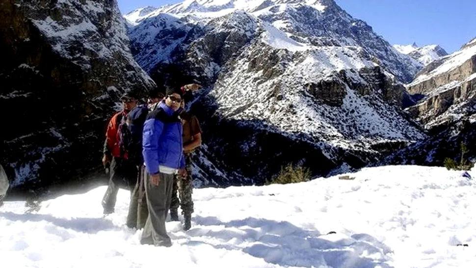Șapte alpiniști sunt dați dispăruți după o avalanșă din Nepal