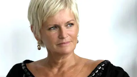 Incredibil cum arăta Monica Tatoiu în tinereţe!