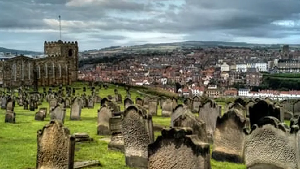 Morminte interactive: Persoanele decedate revin la viață pe internet