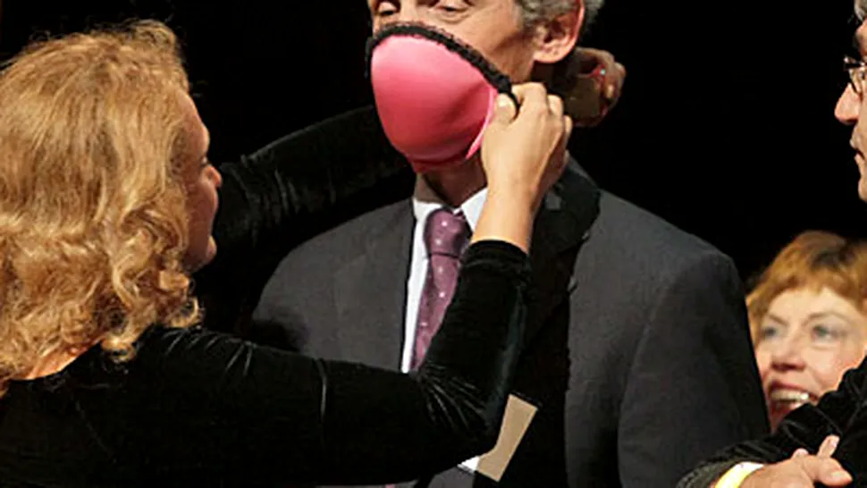 Sutienul-masca, premiat cu Ig Nobel