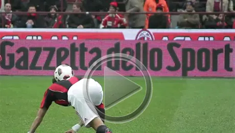 Spectacol la incalzire inainte de meciul Bari – AC Milan (Video)