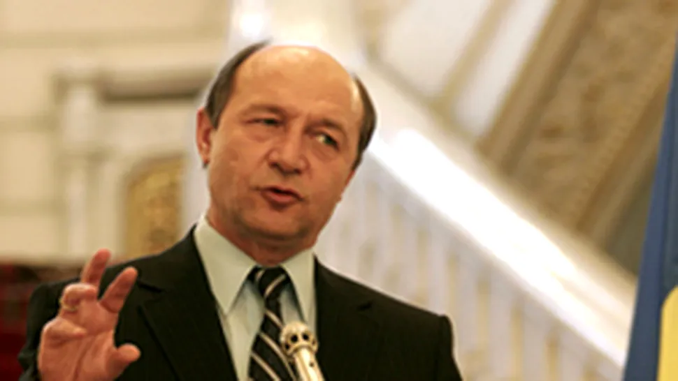 Basescu il invita din nou pe Tariceanu la discutii