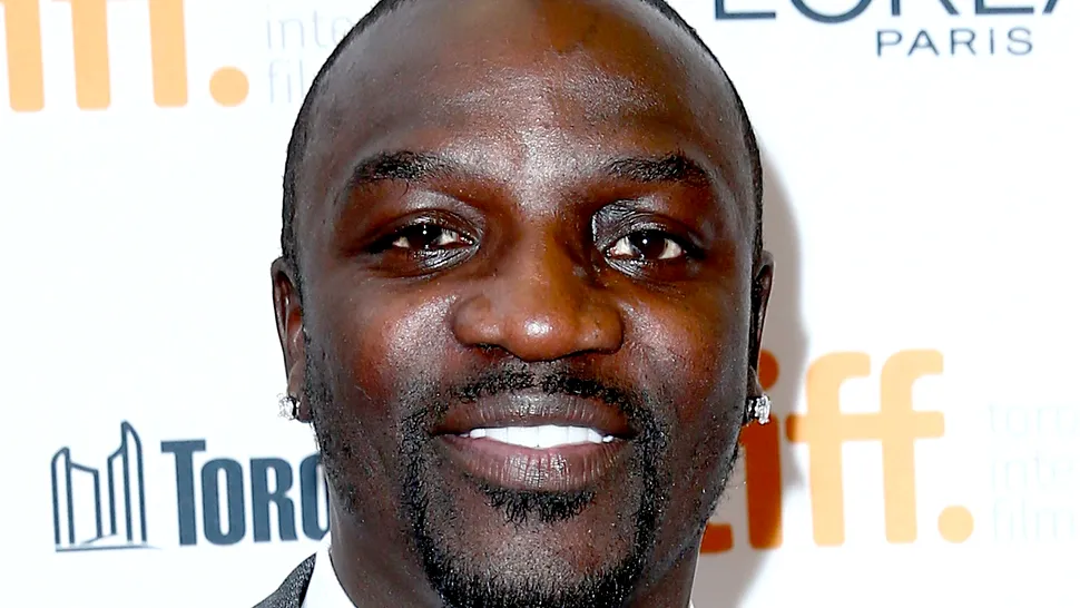 E pus pe treabă! Akon va lansa cinci albume noi în 2015