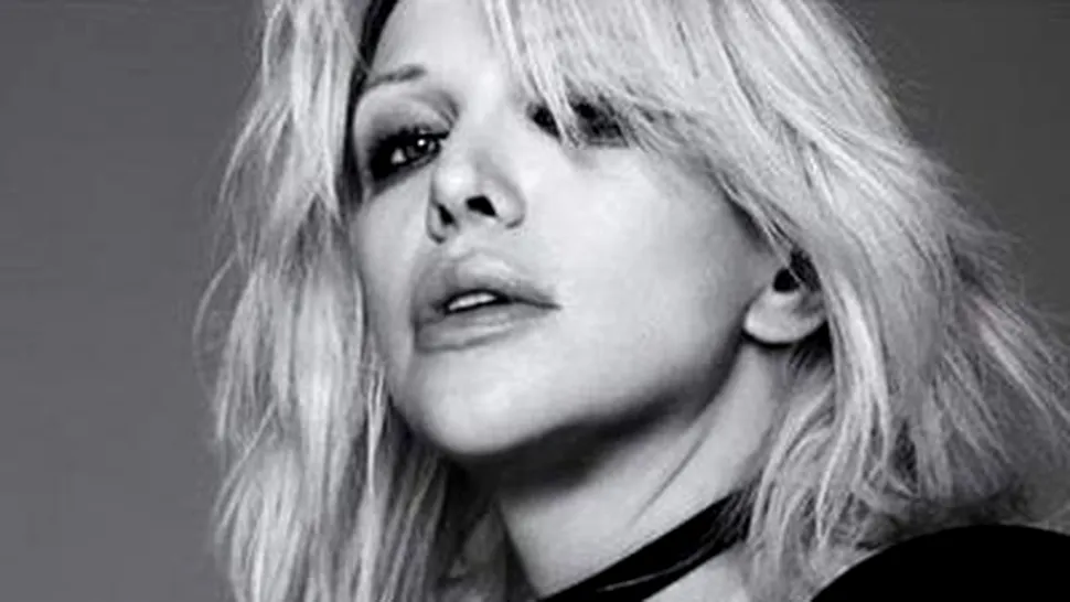Courtney Love isi deschide magazin de lenjerie intima