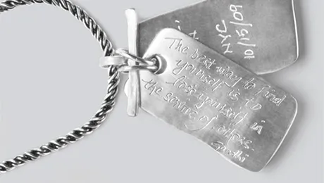 Alicia Keys lanseaza o colectie de bijuterii, in scop caritabil