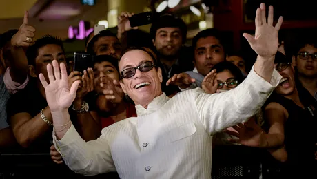 Jean-Claude Van Damme revine în franciza „Kickboxer”