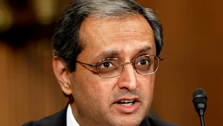 Salariu de 1 dolar pe an = bonus de 16,7 milioane