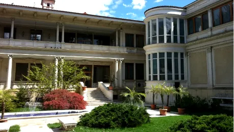 Premieră: Opulence I has it, garden party în fosta reşedinţă a soţilor Ceauşescu – FOTO
