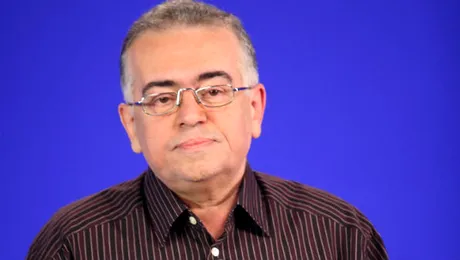 Dan C. Mihailescu are acasă peste 7.000 de cărţi