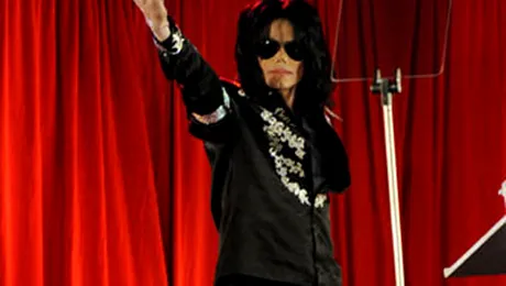 Michael Jackson a fost spitalizat de urgenta