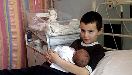 Alfie Patten, tatal de 13 ani, face testul de paternitate