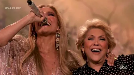 Ben Affleck și mama lui JLO apar într-o reclamă la pariuri sportive (VIDEO)